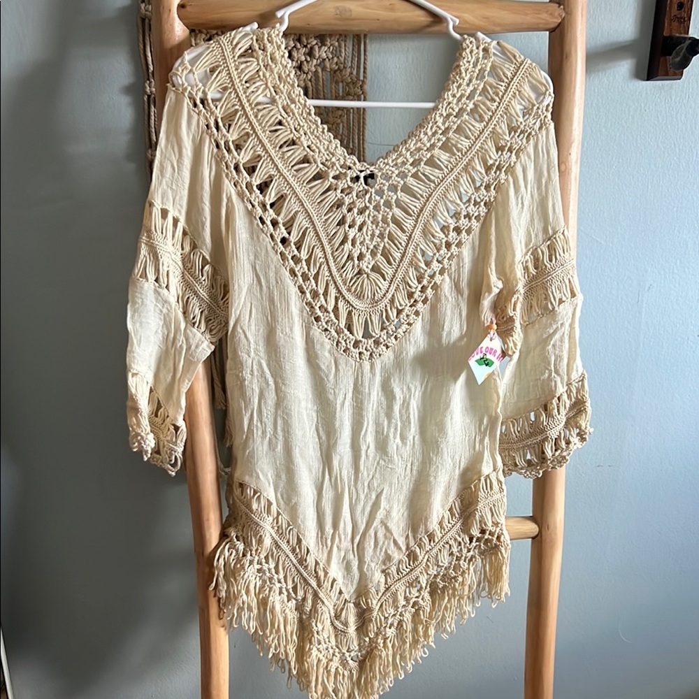 SHAN Cream Asymmetrical Cropped Blouse